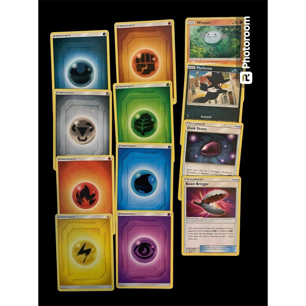 Lot of Pokemon trading cards